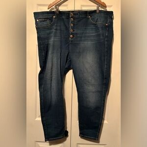 Torrid Women's Relaxed Jeans in Dark Blue